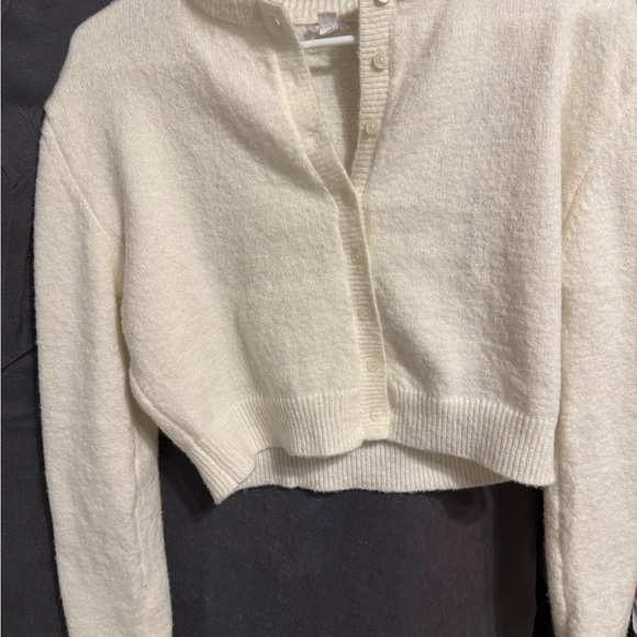 garage sweaterSOLD - Picture 2 of 3